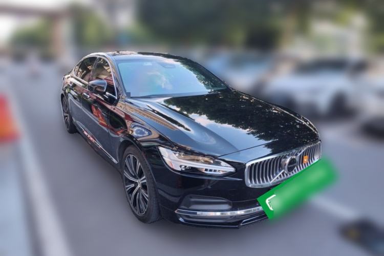Used Volvo S90 2023 B5 Zhiyuan Luxury Edition Front Right 45 Deg