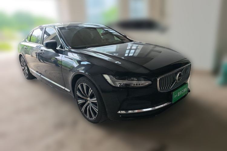 Used Volvo S90 2023 B5 Zhiyuan Luxury Edition Front Right 45 Deg
