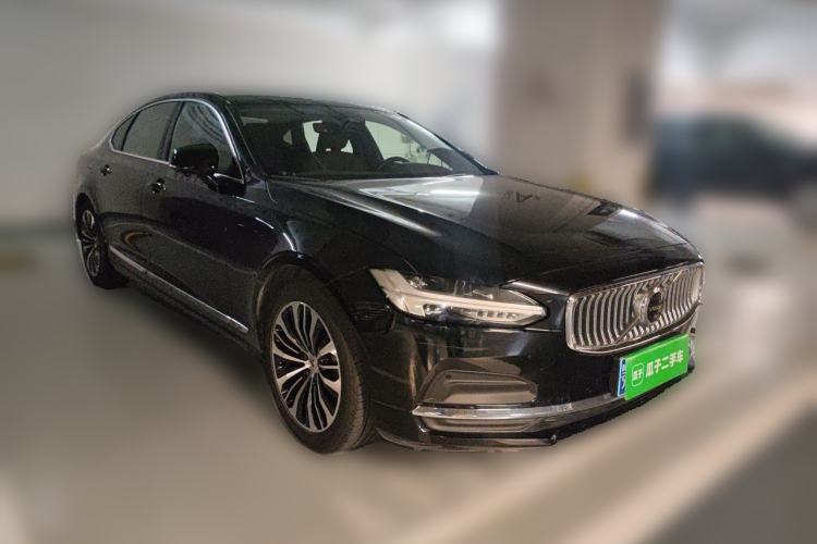 Used Volvo S90 2023 B5 Zhiyi Luxury Edition Front Right 45 Deg