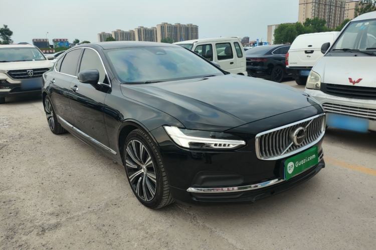 Used Volvo S90 2023 B5 Zhiyuan Luxury Edition Front Right 45 Deg