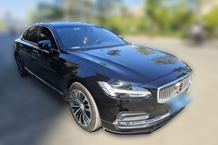 Used Volvo S90 2023 B5 Zhiyi Luxury Edition Front Right 45 Deg