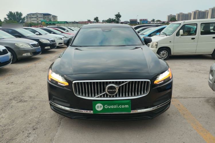 Used Volvo S90 2023 B5 Zhiyuan Luxury Edition Front