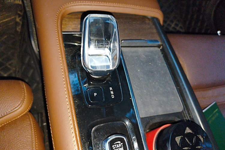 Used Volvo S90 2023 B5 Zhiyuan Luxury Edition Gear Lever