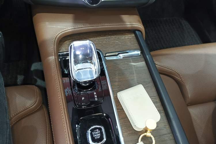 Used Volvo S90 2023 B5 Zhiyuan Luxury Edition Gear Lever