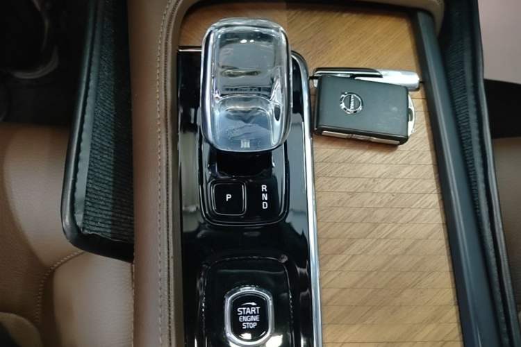 Used Volvo S90 2023 B5 Zhiyi Luxury Edition Gear Lever