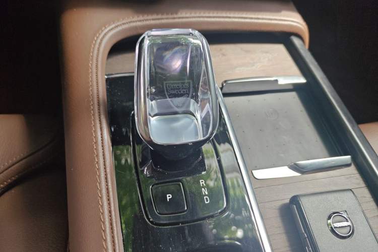 Used Volvo S90 2023 B5 Zhiyuan Luxury Edition Gear Lever