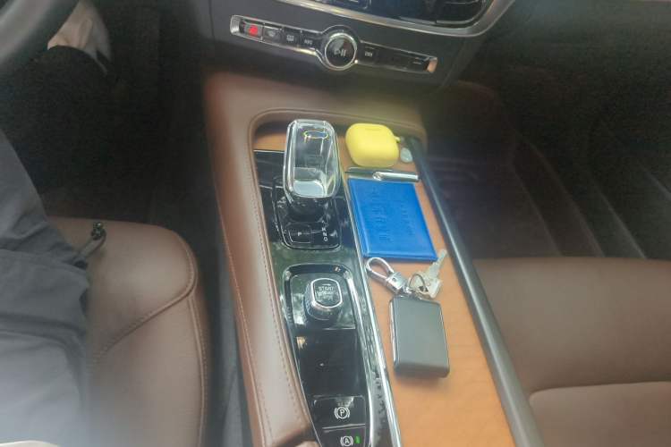 Used Volvo S90 2023 B5 Zhiyi Luxury Edition Gear Lever