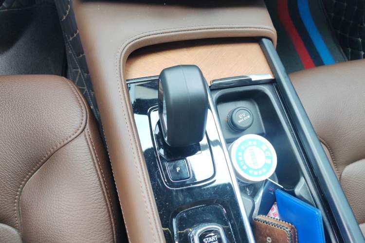 Used Volvo S90 2023 B5 Zhiyi Luxury Edition Gear Lever