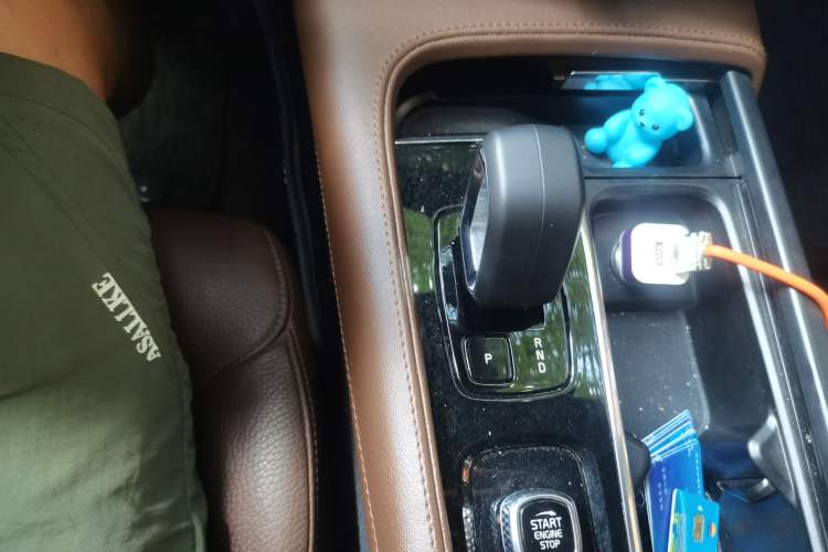 Used Volvo S90 2023 B5 Zhiyi Luxury Edition Gear Lever