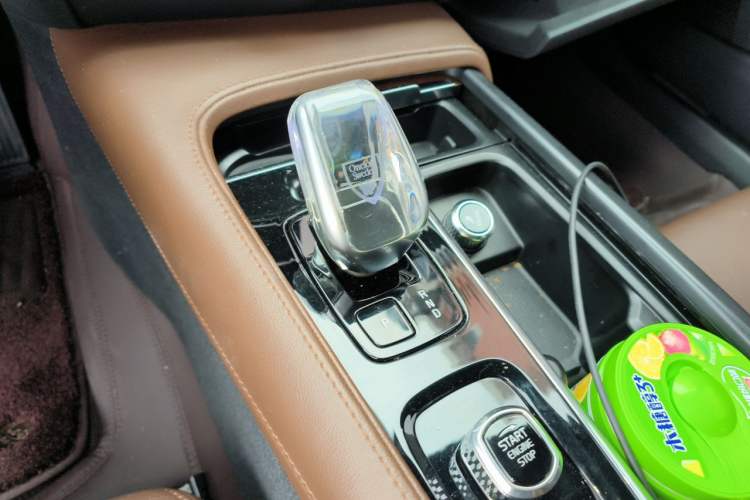 Used Volvo S90 2023 B5 Zhiyi Luxury Edition Gear Lever