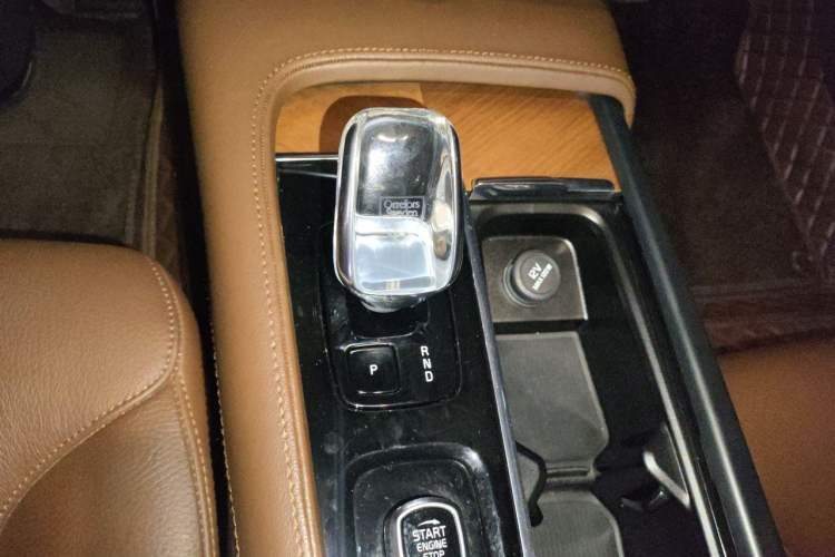 Used Volvo S90 2023 B5 Zhiyi Luxury Edition Gear Lever