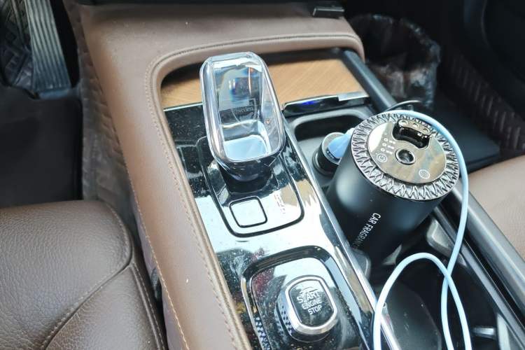 Used Volvo S90 2023 B5 Zhiyi Luxury Edition Gear Lever