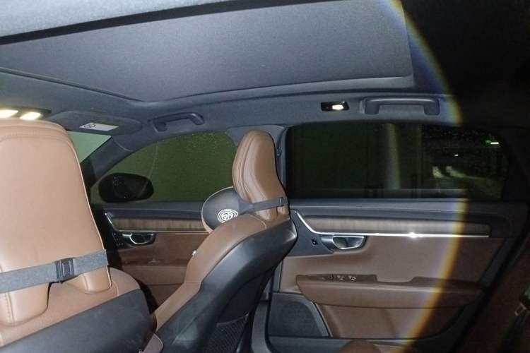 Used Volvo S90 2023 B5 Zhiyuan Luxury Edition Headliner