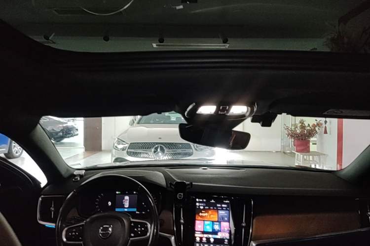 Used Volvo S90 2023 B5 Zhiyi Luxury Edition Headliner