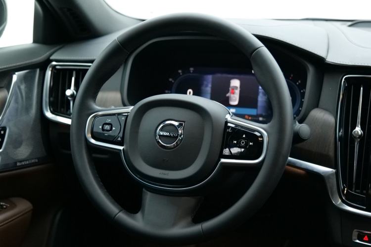 Used Volvo S90 2023 B5 Luxury Smart Edition Interior 2