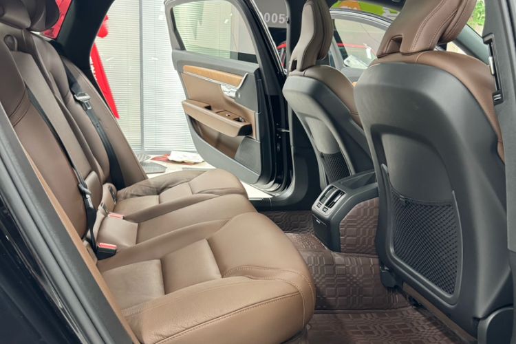 Used Volvo S90 2023 B5 Zhiyi Luxury Edition Interior 2