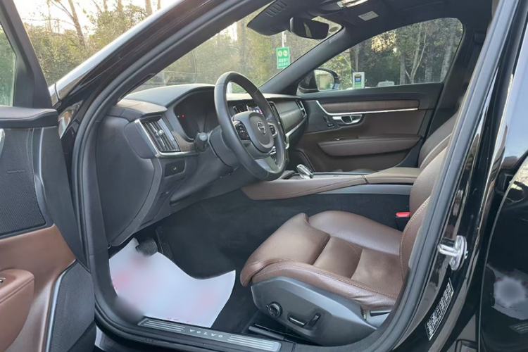 Used Volvo S90 2023 B5 Zhiyuan Luxury Edition Interior 2