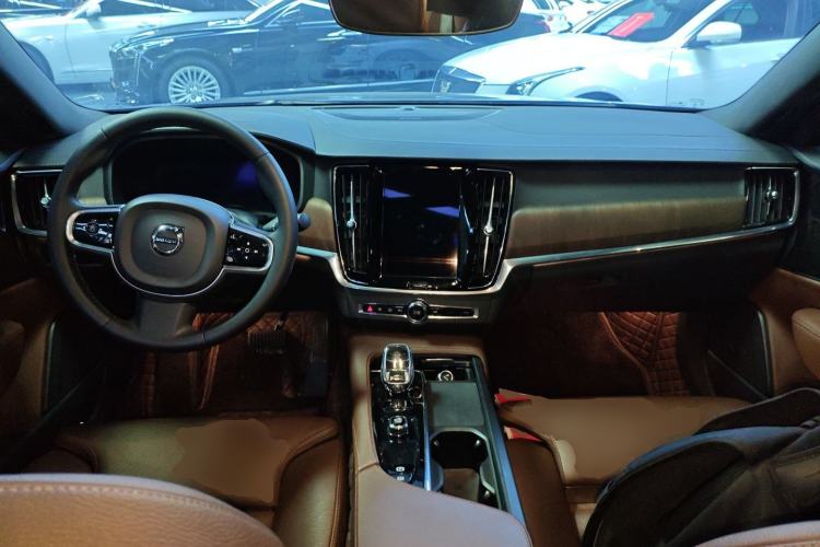 Used Volvo S90 2023 B5 Zhiyuan Luxury Edition Interior 2