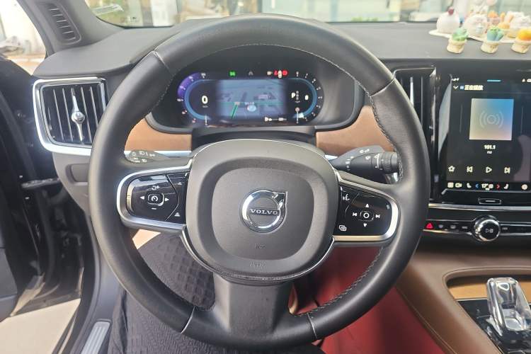 Used Volvo S90 2023 B5 Zhiyi Luxury Edition Interior 3