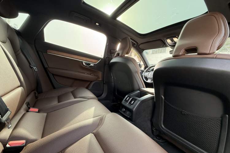 Used Volvo S90 2023 B5 Zhiyi Luxury Edition Interior 3