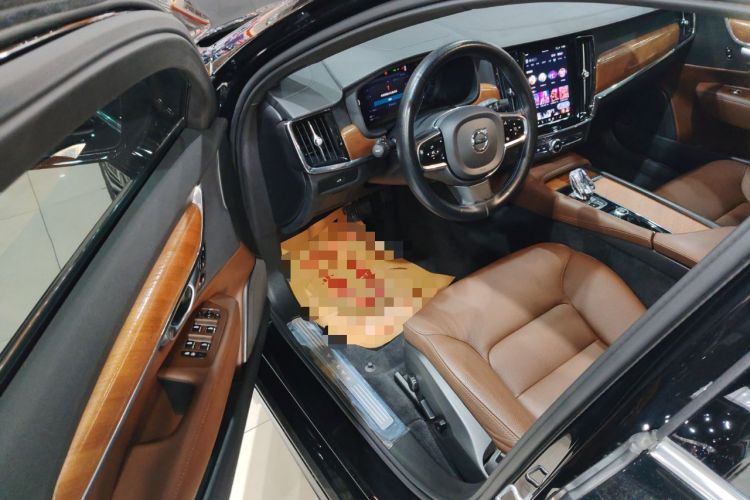 Used Volvo S90 2023 B5 Zhiyi Luxury Edition Interior 3