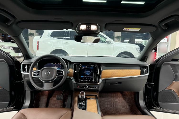 Used Volvo S90 2023 B5 Zhiyi Luxury Edition Interior 3