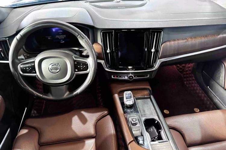 Used Volvo S90 2023 B5 Zhiyuan Luxury Edition Interior 3
