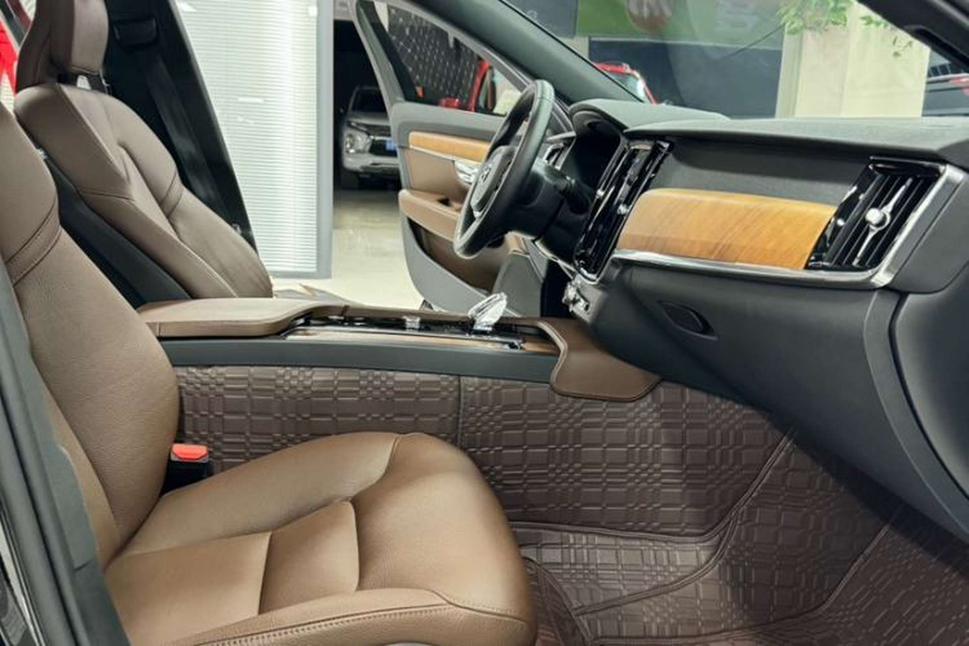 Used Volvo S90 2023 B5 Zhiyi Luxury Edition Interior 4
