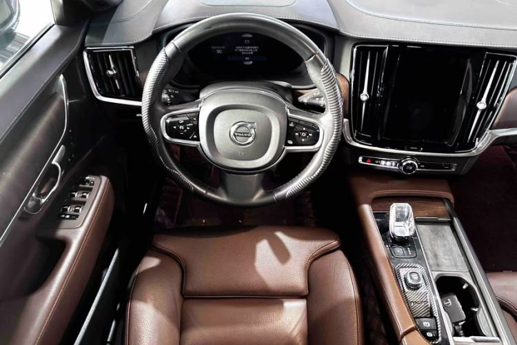 Used Volvo S90 2023 B5 Zhiyuan Luxury Edition Interior 4