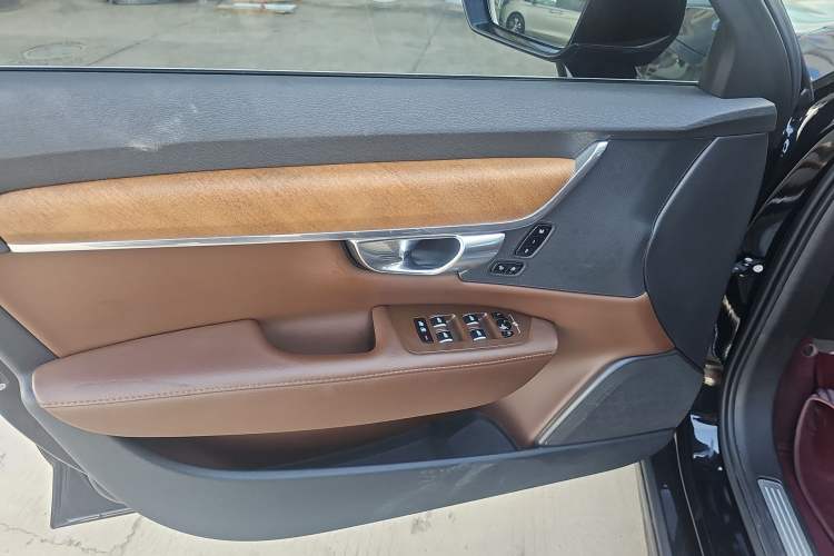 Used Volvo S90 2023 B5 Zhiyi Luxury Edition Interior 7