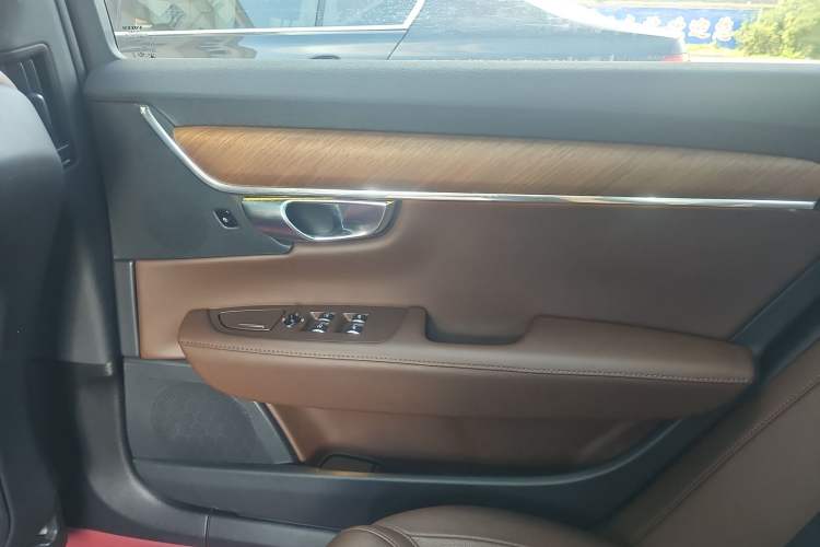 Used Volvo S90 2023 B5 Zhiyi Luxury Edition Interior 9