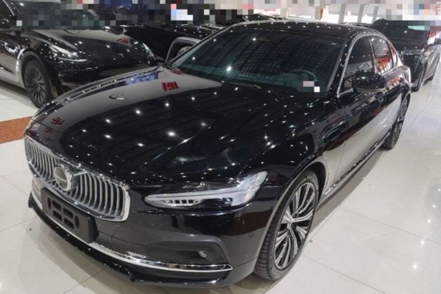 Used Volvo S90 2023 B5 Luxury Smart Edition