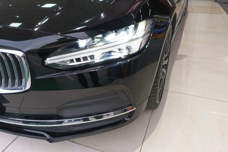 Used Volvo S90 2023 B5 Zhiyuan Luxury Edition Left Front Headlight