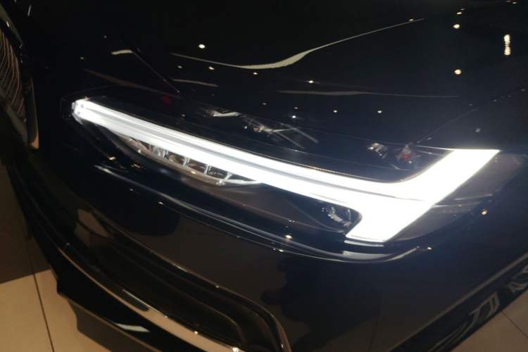 Used Volvo S90 2023 B5 Zhiyuan Luxury Edition Left Front Headlight