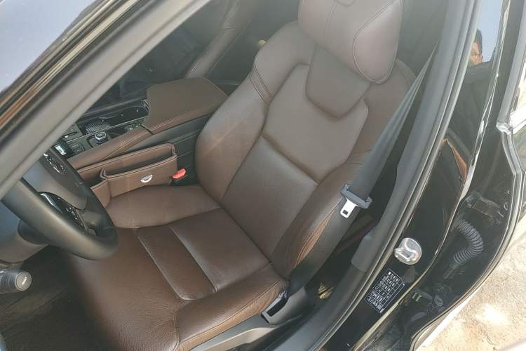 Used Volvo S90 2023 B5 Zhiyi Luxury Edition Left Front Seat