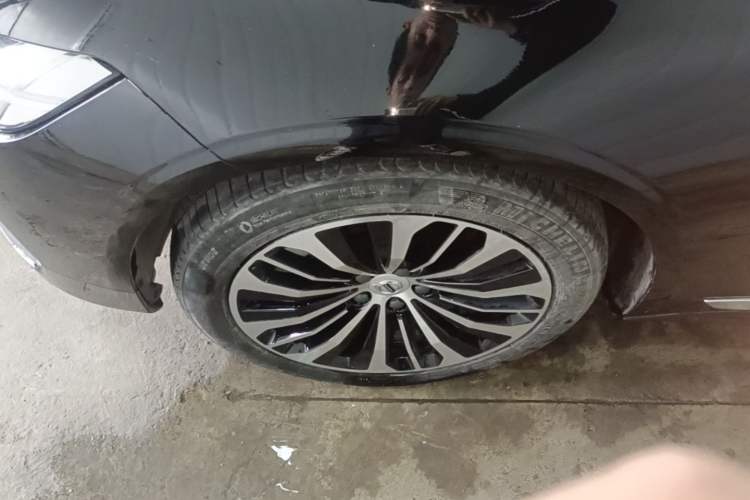 Used Volvo S90 2023 B5 Zhiyi Luxury Edition Left Front Wheel Hub