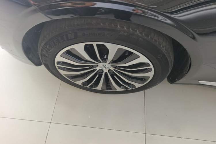 Used Volvo S90 2023 B5 Zhiyi Luxury Edition Left Front Wheel Hub