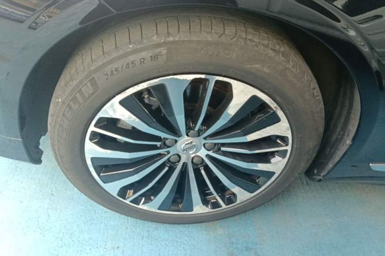 Used Volvo S90 2023 B5 Zhiyi Luxury Edition Left Front Wheel Hub