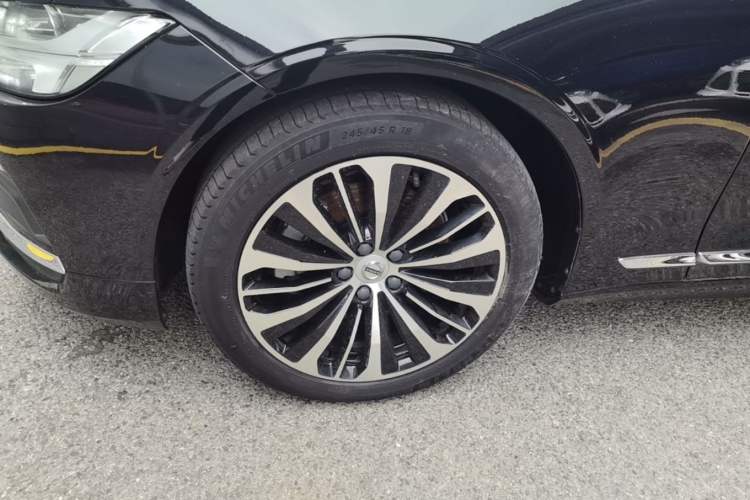 Used Volvo S90 2023 B5 Zhiyi Luxury Edition Left Front Wheel Hub