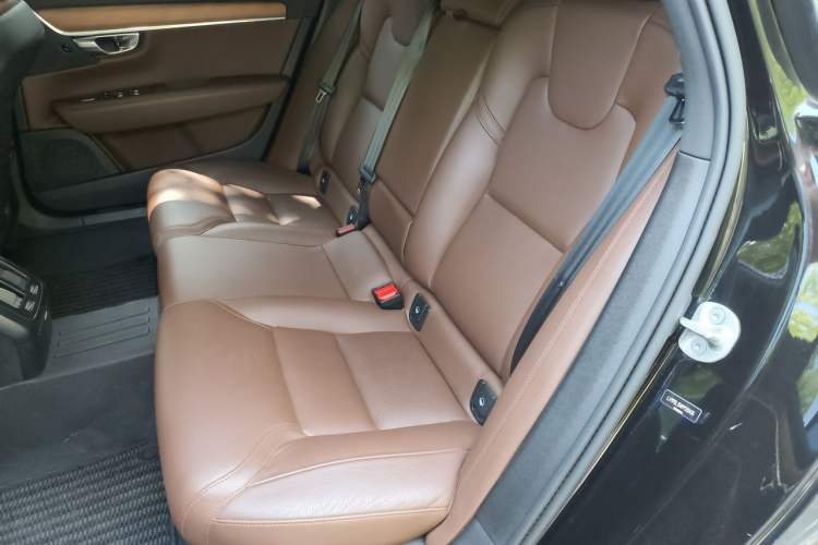 Used Volvo S90 2023 B5 Zhiyi Luxury Edition Left Rear Seat