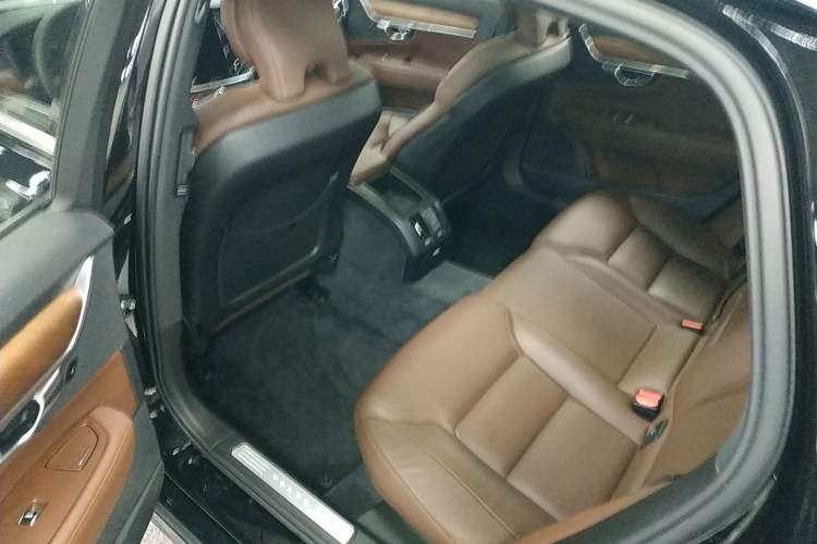 Used Volvo S90 2023 B5 Zhiyi Luxury Edition Left Rear Seat