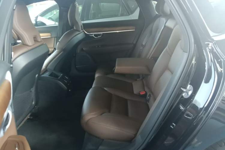 Used Volvo S90 2023 B5 Zhiyi Luxury Edition Left Rear Seat