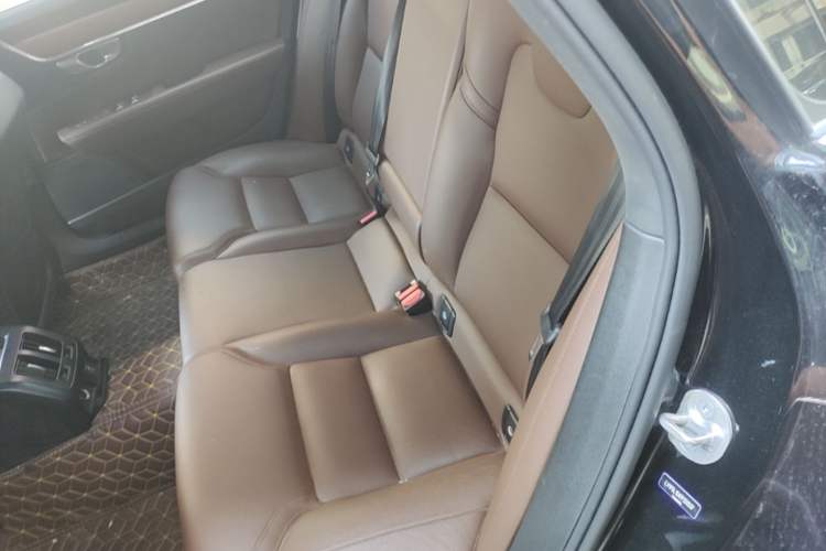 Used Volvo S90 2023 B5 Zhiyi Luxury Edition Left Rear Seat