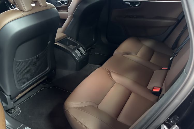 Used Volvo S90 2023 B5 Zhiyi Luxury Edition Left Rear Seat