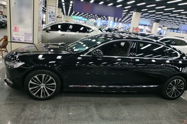 Used Volvo S90 2023 B5 Zhiyi Luxury Edition Left Side