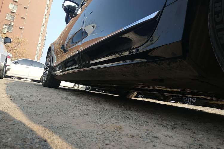 Used Volvo S90 2023 B5 Zhiyi Luxury Edition Left Side Sill