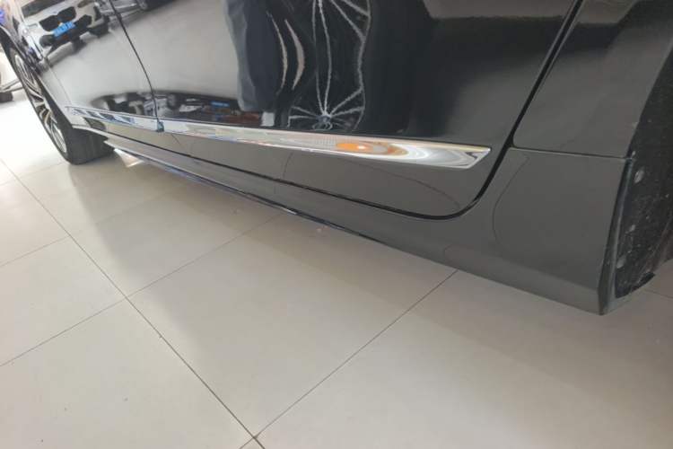 Used Volvo S90 2023 B5 Zhiyi Luxury Edition Left Side Sill