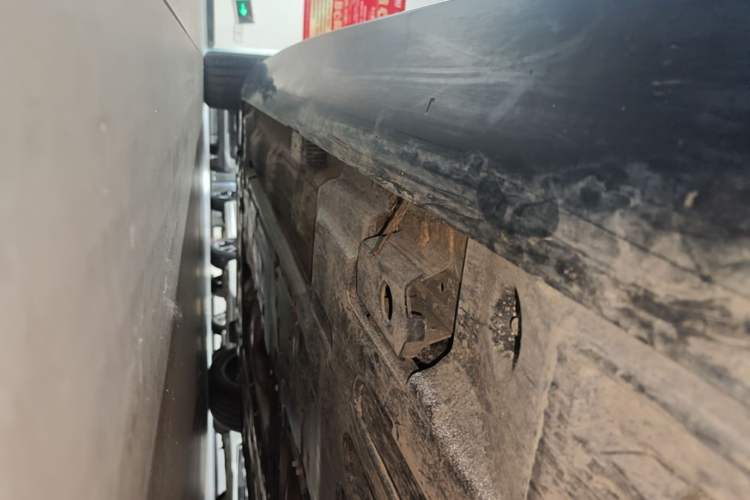 Used Volvo S90 2023 B5 Zhiyi Luxury Edition Left Side Sill