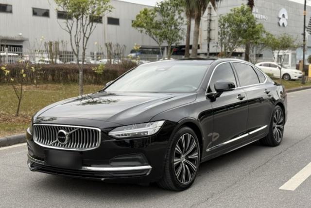 Used Volvo S90 2023 B5 Zhiyuan Luxury Edition