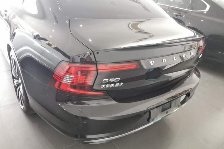 Used Volvo S90 2023 B5 Luxury Smart Edition Rear